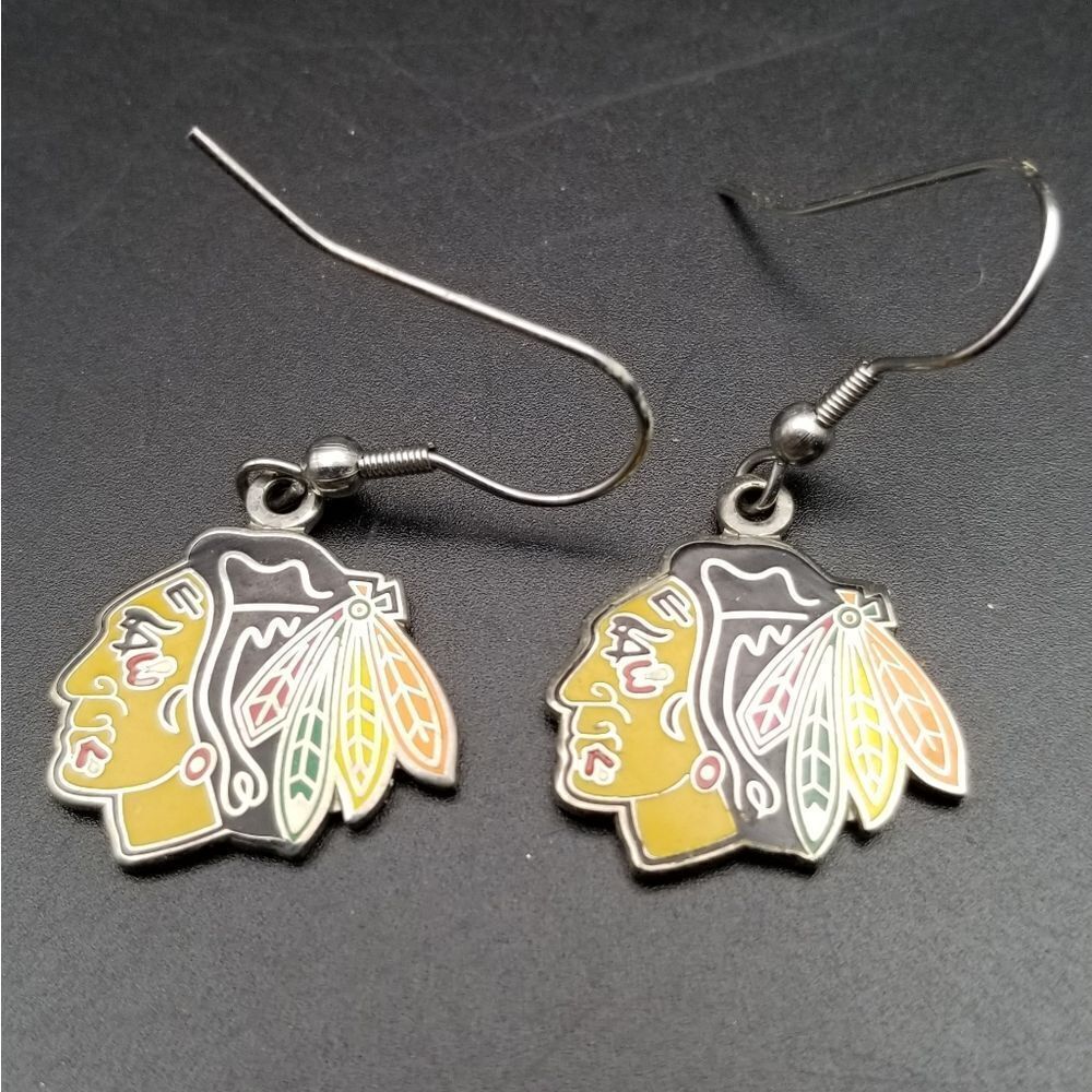 Indian earrings native American. E0105